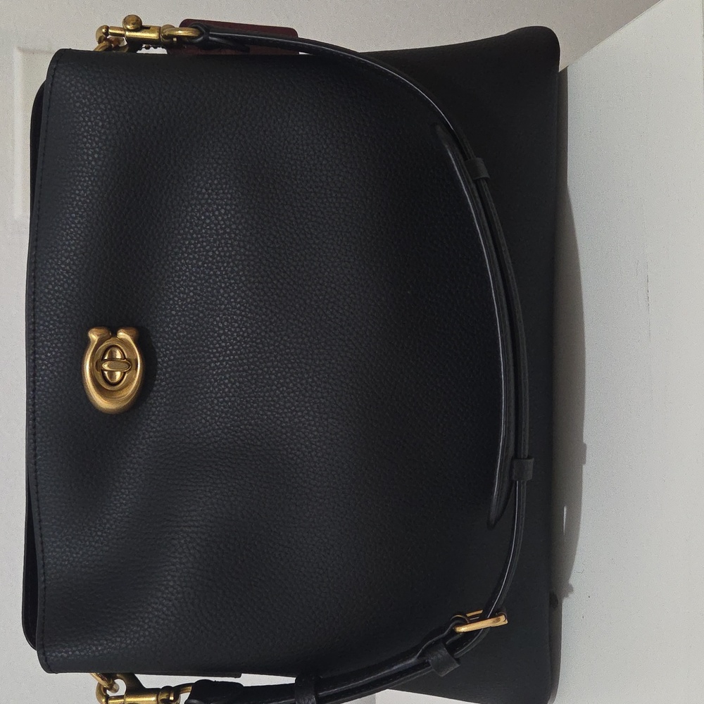 Coach Willow Shoulder Bag